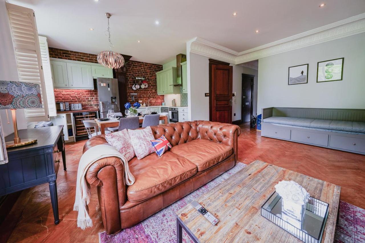 Classic Paddington 2-Bedroom Apartment ロンドン エクステリア 写真