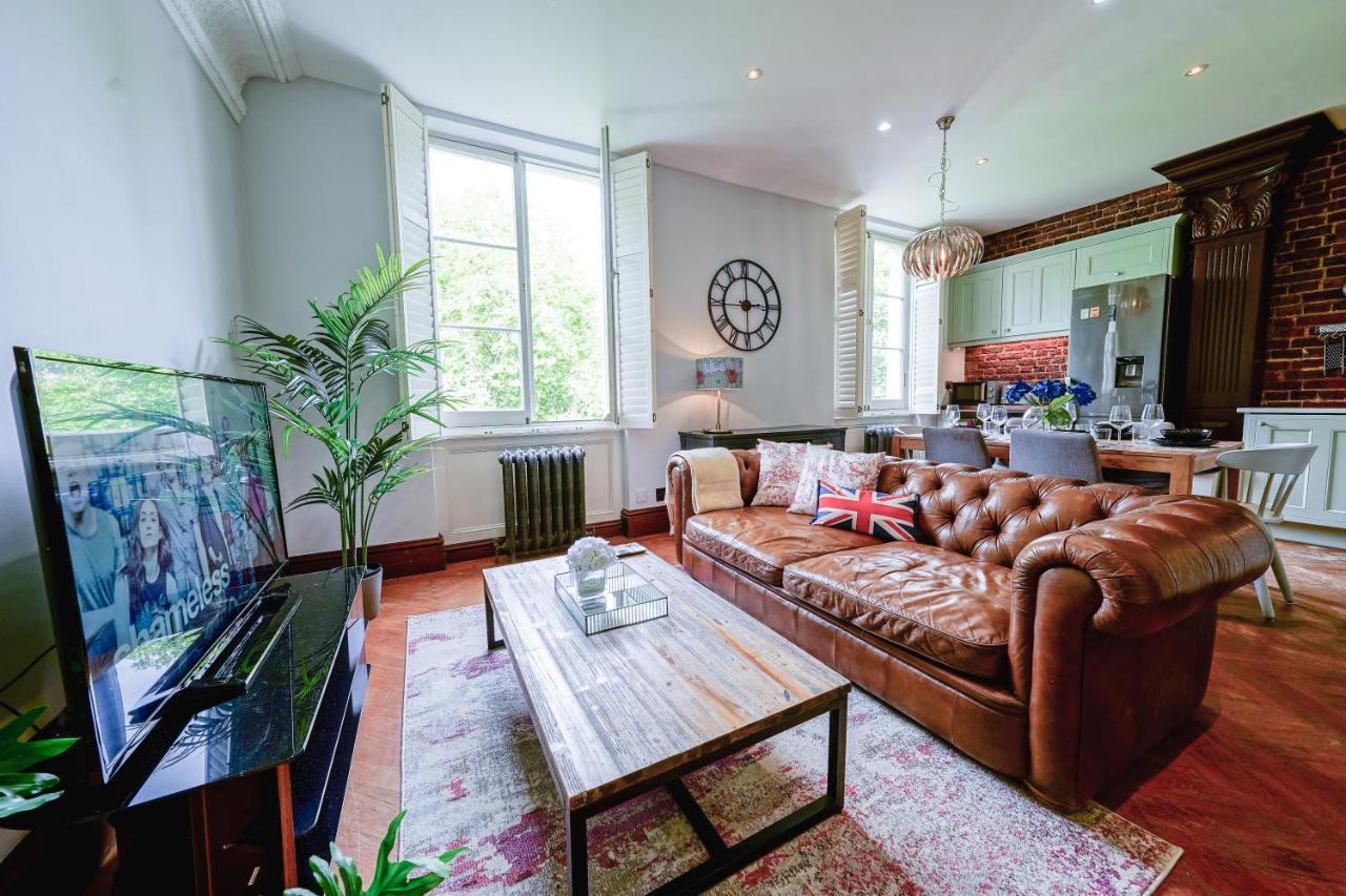 Classic Paddington 2-Bedroom Apartment ロンドン エクステリア 写真